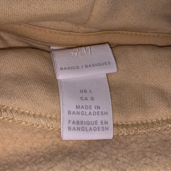 Women’s H&M basics yellow hoodie. - Picture 2 of 3